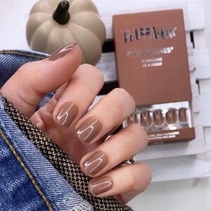 Elegant Brown Press-On Nails by Red Aspen